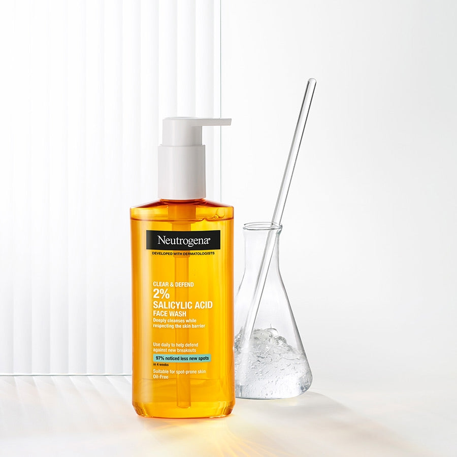 Neutrogena Clear & Defend 2% Salicylic Acid Face Wash (200ml)