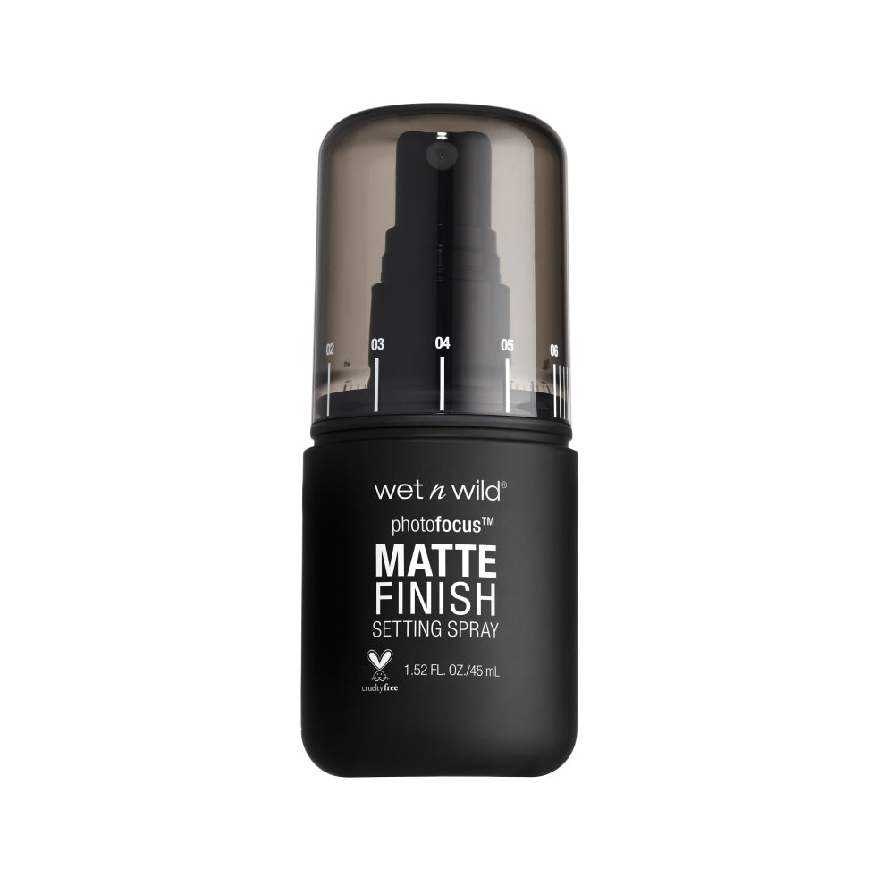 Wet n Wild Photo Focus Matte Finish Setting Spray - Black Edition (45ml)
