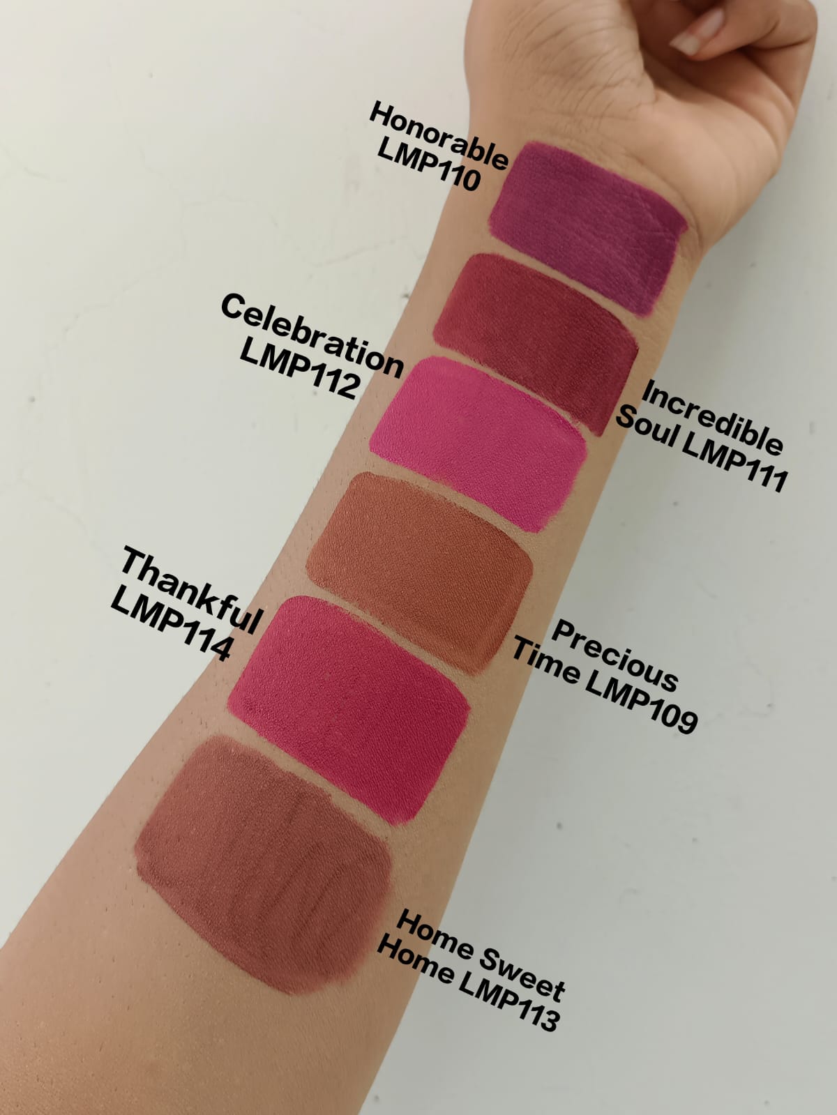 JCat Lip Lock Mask Proof Liquid Lipstick - Honourable