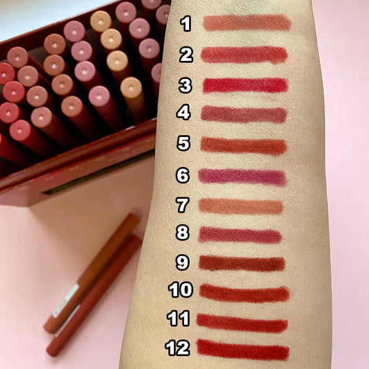 Kiss Beauty lip crayon each