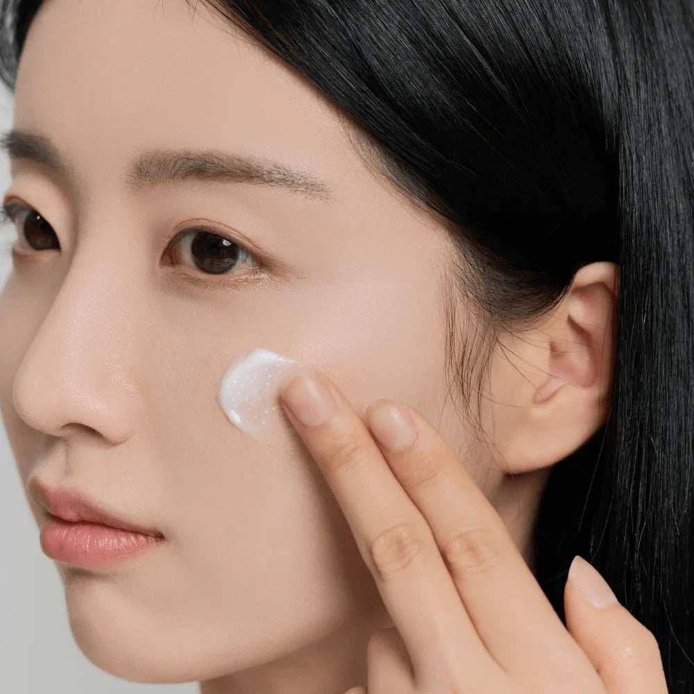 Skin1004 Madagascar Centella Tone Brightening Capsule Cream (75ml)