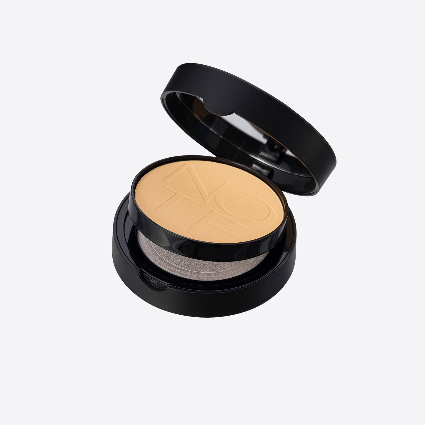 NOTE LUMINOUS SILK COMPACT POWDER 05 (Honey Beige)